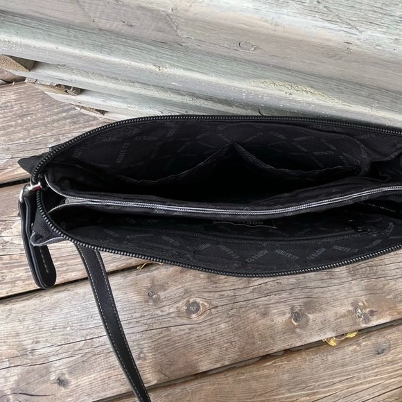 Roots 73 - Picture 6 of 11